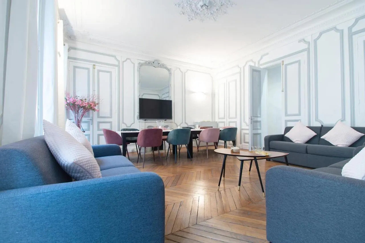 Aparthotel Dreamyflat - Champs Elysees Paryż Francja
