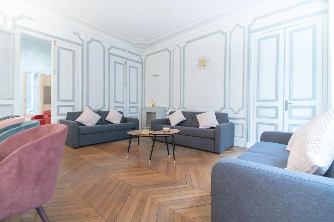 Dreamyflat - Champs Elysees Aparthotel Paris